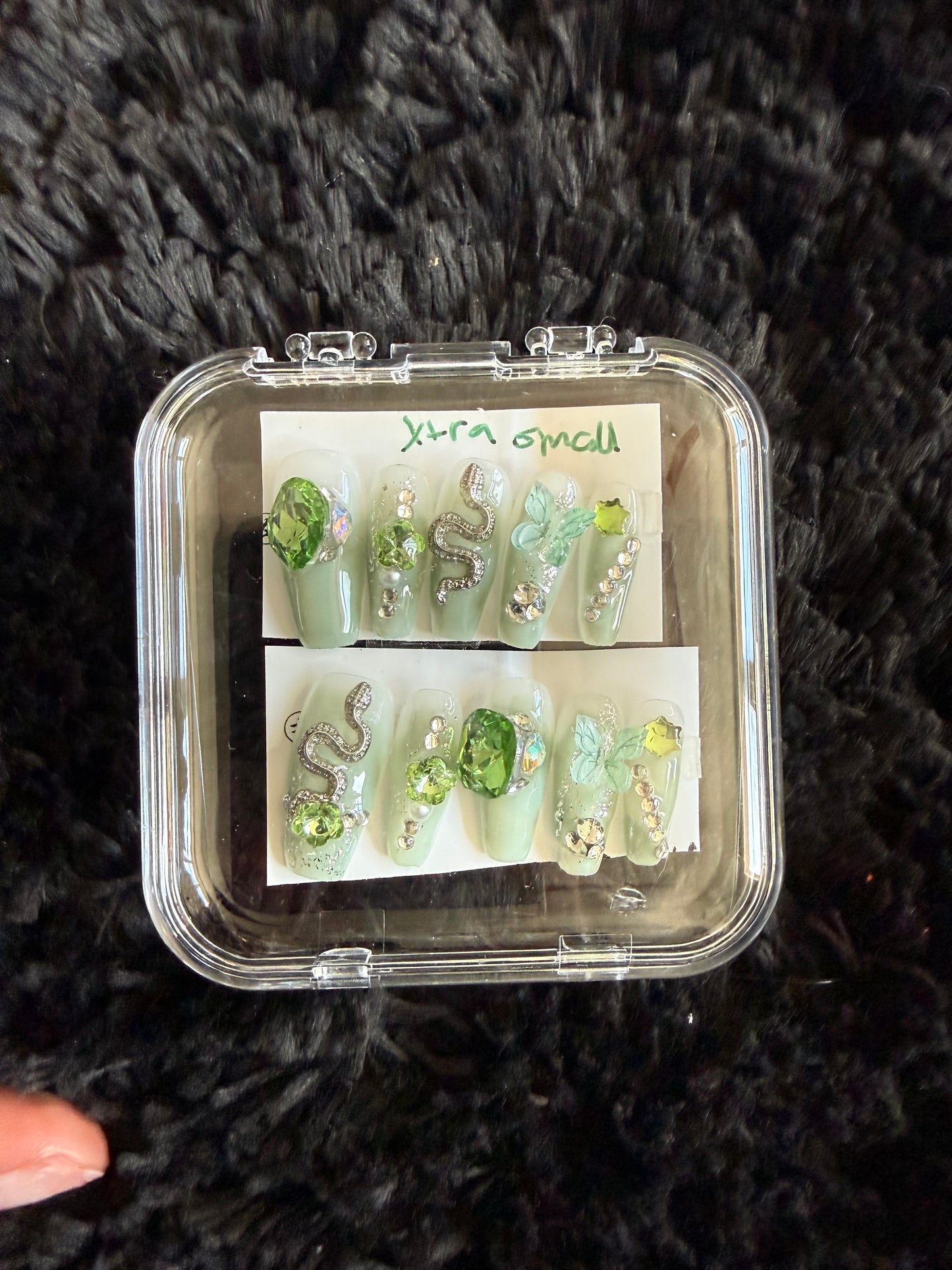 FYREnailz EXCLUSIVE press-onz (xs,s,m,l)